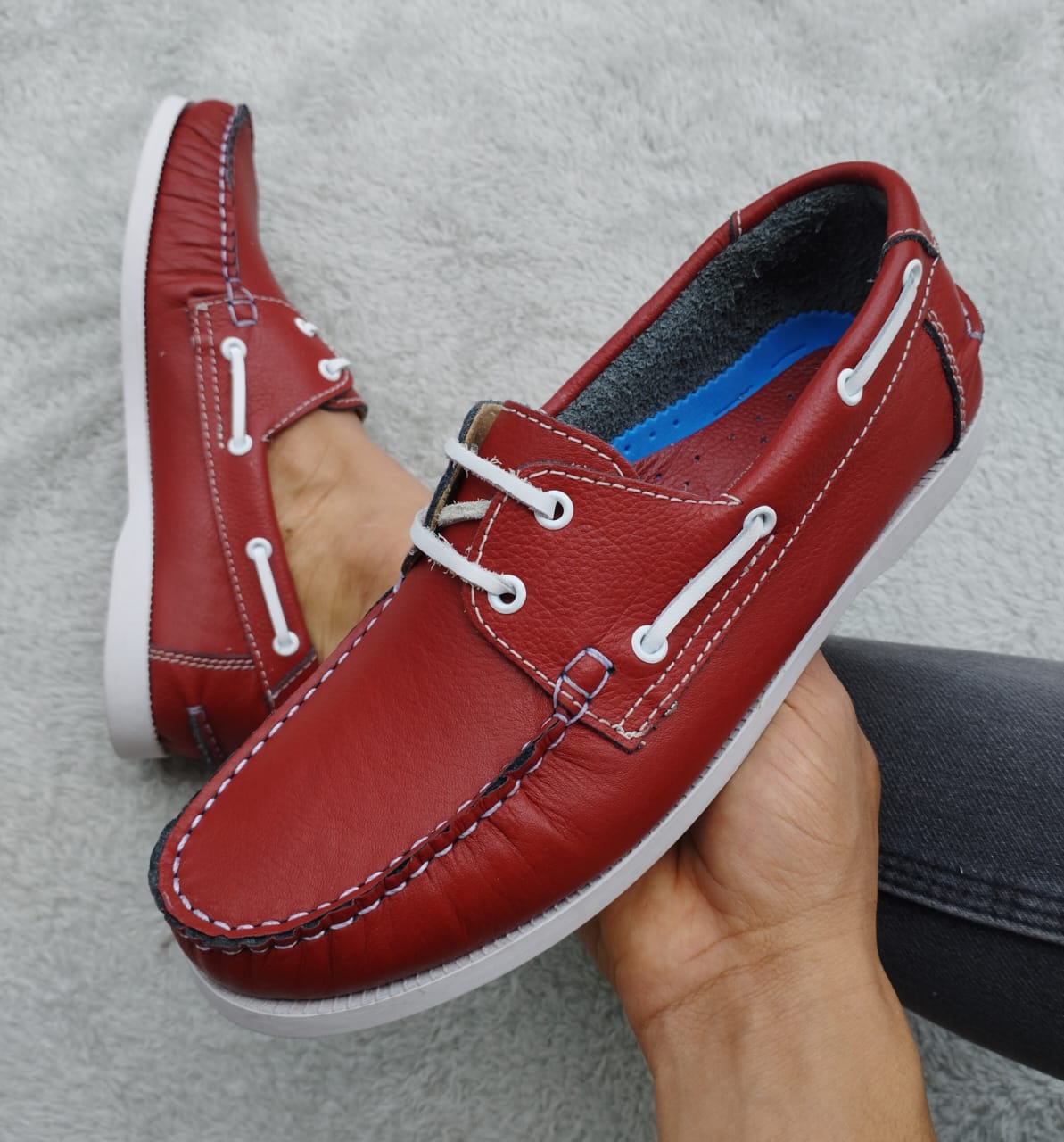 207 Rojo cuero